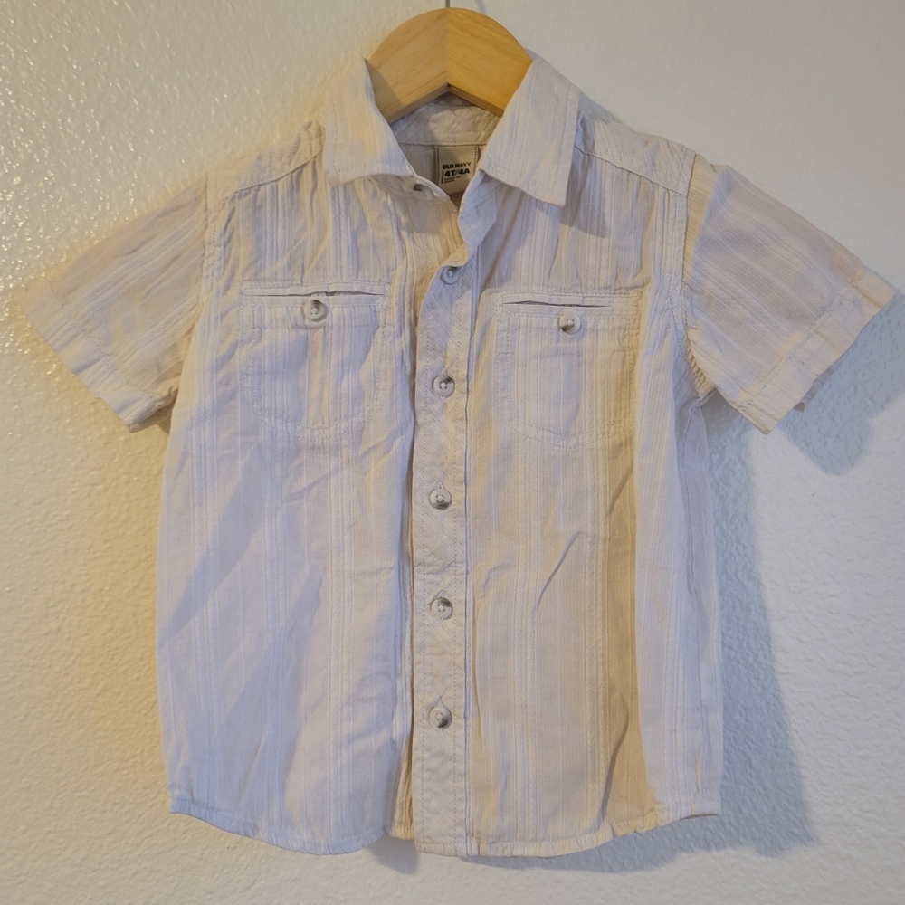 Old Navy White Button Down Short Sleeve Shirt Boys Size 4T/4A